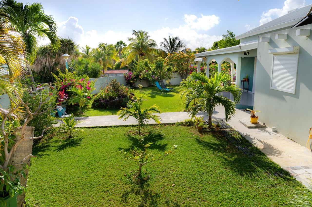 Villa L'Artist En Bord De Mer Avec Piscine Privee Sainte-Rose Exterior foto